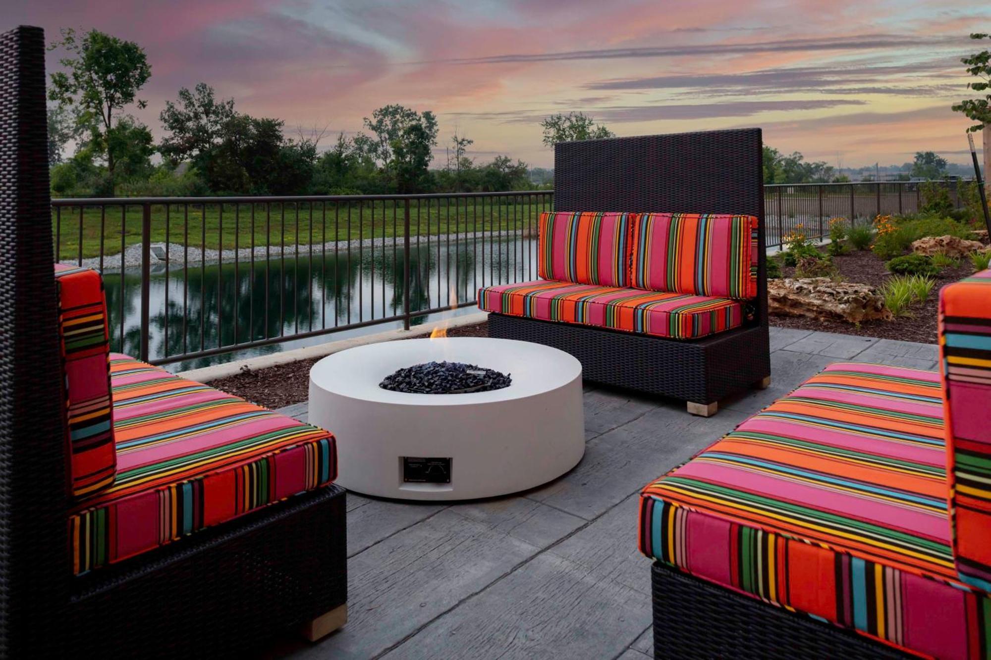Home2 Suites By Hilton Fort Wayne North Sunnybrook Acres Buitenkant foto